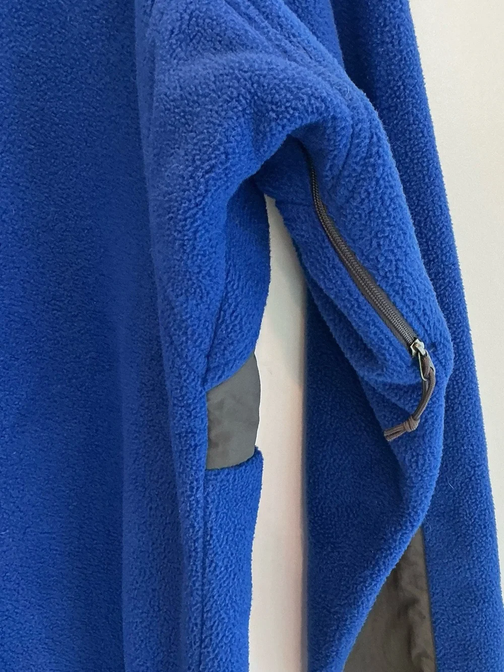The North Face Blue and Gray Men's Performance Fleece Jacket